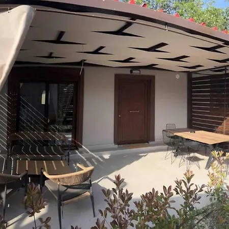 Hébergement de vacances •naiades Villas•meliti•
